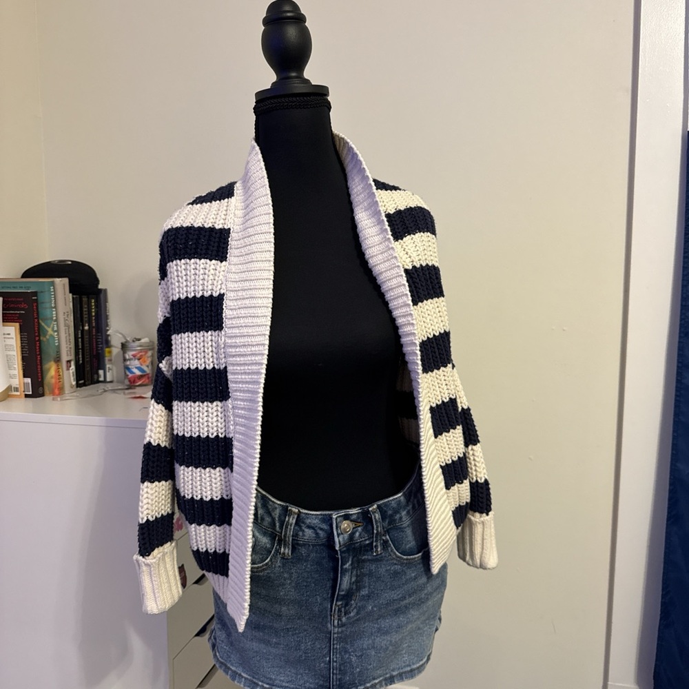 Express cardigan